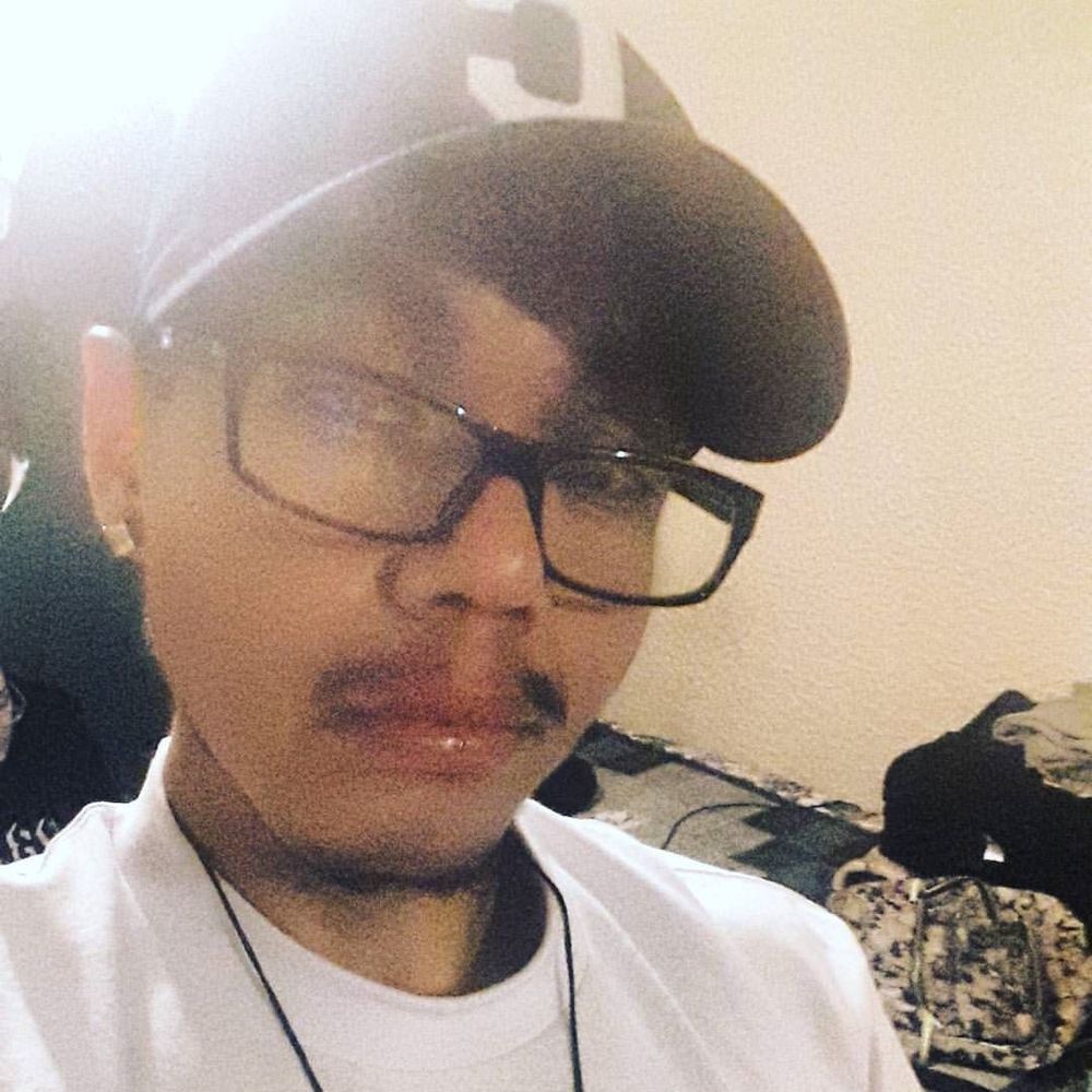 Meet your Posher, Javier